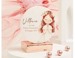 Bomboniera Claraluna icona bambina con base dorata con scritta personalizzabile