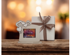 Bomboniera Matrimonio Portafoto con Cuori Decorativi in Legno