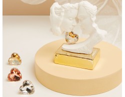 Bomboniera Matrimonio Claraluna Coppia Innamorati con Base Oro