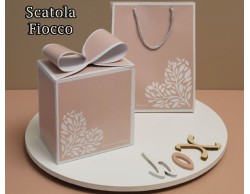 Bomboniera Comunione Battesimo Cresima Claraluna scatolina quadrata bianca e rosa su Bomboniere Dolci Emozioni