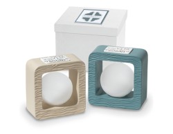 Bomboniera Solidale Lampada LED Smeraldo assortita 2 varianti Quadrifoglio per Fondazione ABIO