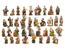 Set di 36 Figure Presepe in Resina h9cm  Personaggi Tradizionali della Natività 
