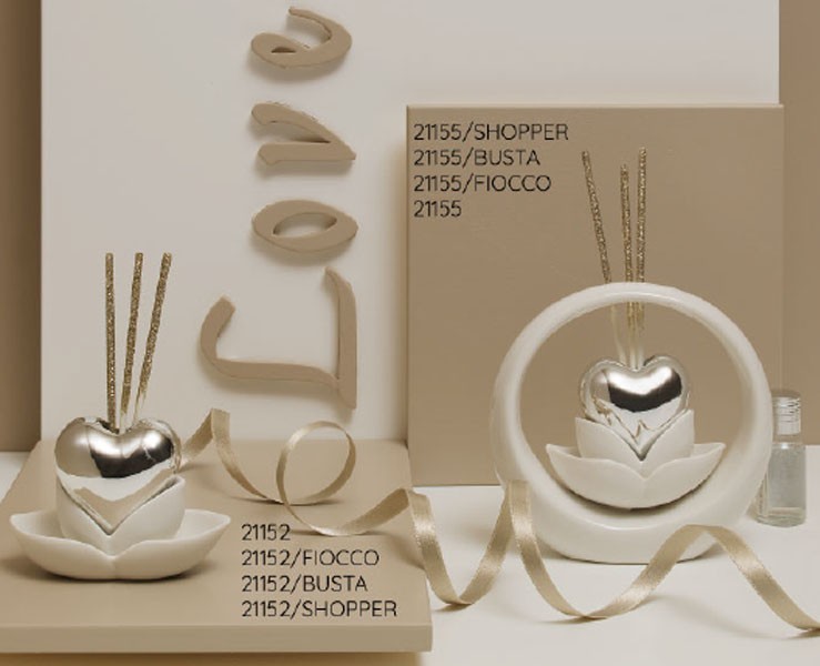 Bomboniera Matrimonio Claraluna PROFUMATORE CON ESSENZA  cuore 21155 su Bomboniere Dolci Emozioni