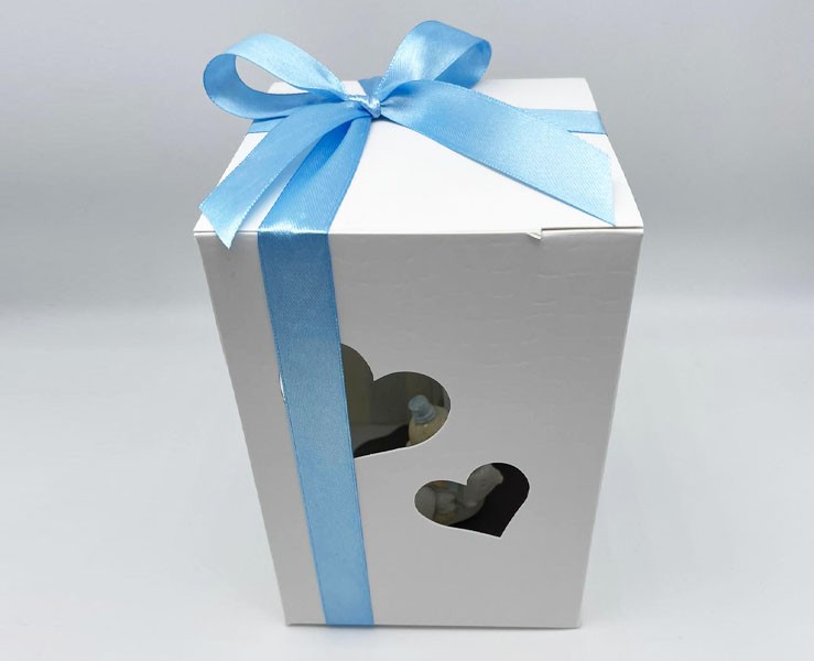 Bomboniera Prima Comunione Mariella Martini profumatore fiore con cavalluccio e orsetto su Bomboniere Dolci Emozioni