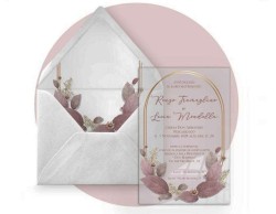 Partecipazione di nozze in plexiglass trasparente rettangolare con foglie rosa antico