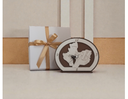 Bomboniera Matrimonio Orologio da Tavolo Il Bacio in Legno