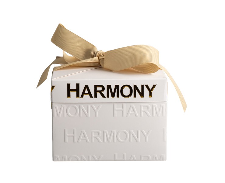 Bomboniera Matrimonio Harmony Candela Fiore Dorato su Mano in Porcellana Bianca su Bomboniere Dolci Emozioni