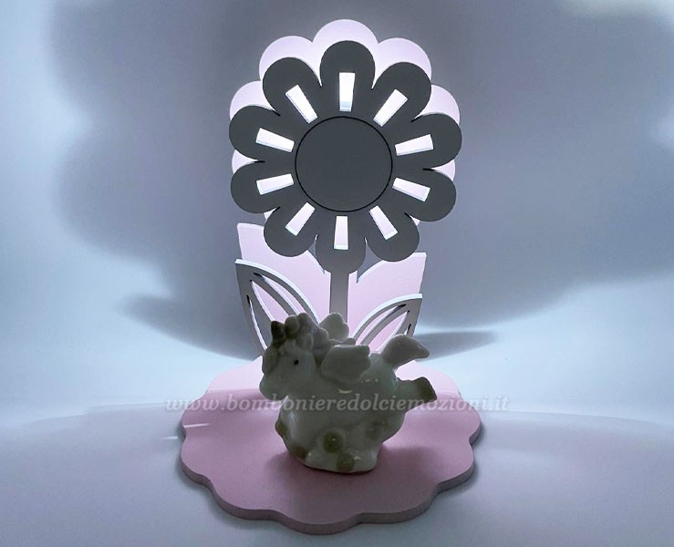 Bomboniera Prima Comunione Mariella Martini unicorno fiore rosa con led su Bomboniere Dolci Emozioni