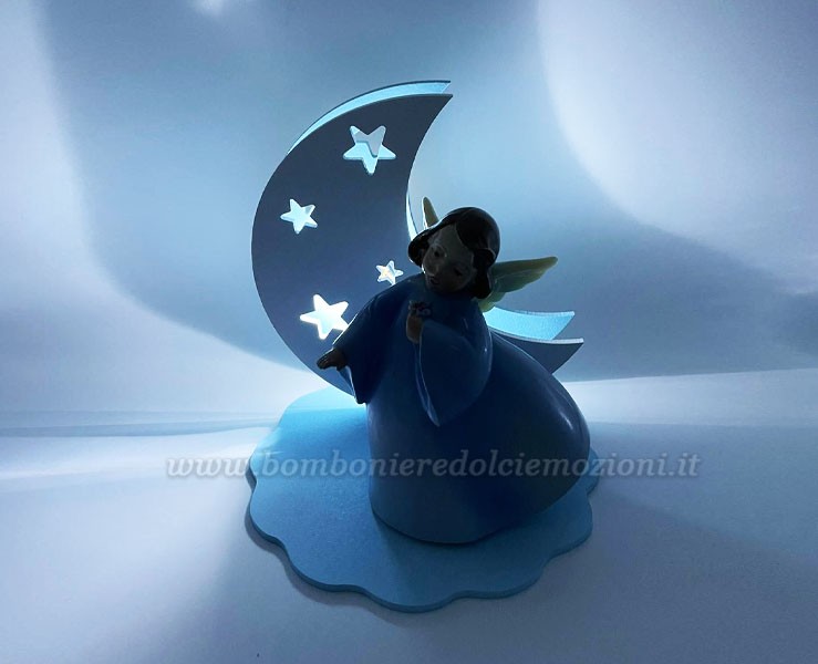 Bomboniera Prima Comunione Mariella Martini angioletto con luna led azzurro grande su Bomboniere Dolci Emozioni