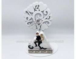 Bomboniera Matrimonio Mariella Martini orologio albero della vita sposi su vespa