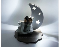 Bomboniera Matrimonio Mariella Martini luna sposi con vespa led su Bomboniere Dolci Emozioni