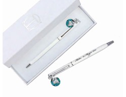 Bomboniere Tabor penna bianca personalizzabile con ciondolo globo/mondo smaltato tema viaggio