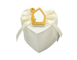 Sacchetto harmony 2024 scatolina bianca con simbolo Cresima 2 assortiti cuore e quadrata su Bomboniere Dolci Emozioni