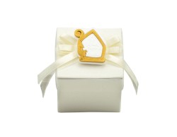 Sacchetto harmony 2024 scatolina bianca con simbolo Cresima 2 assortiti cuore e quadrata su Bomboniere Dolci Emozioni